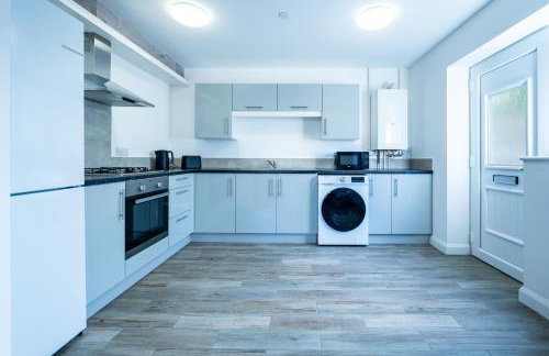 Two-bed Ground Floor Flat in Caerphilly Town Centre - Foto 4