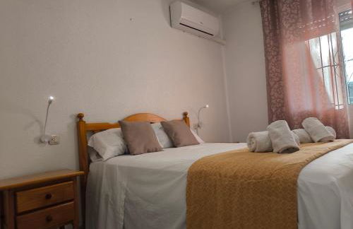 Bungalow with Private Pool 15 Minutes from the Sea- La Siesta - Foto 12