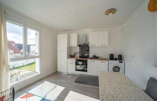 Suite POP 92 proche gare, stade de France, Parking - Foto 11