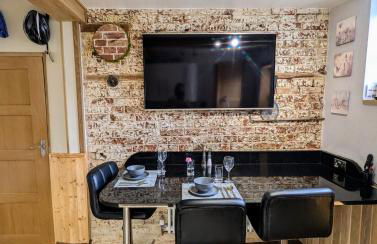 Ramsgate Seafront Apartment with Jacuzzi Bath & Pool Table - Foto 11