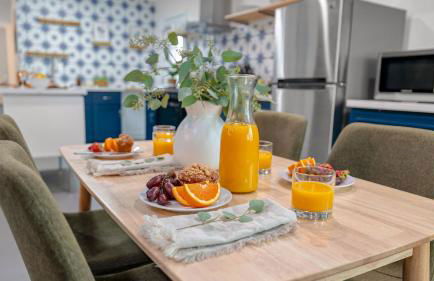 Fable by Avantstay 2 Unique Spaces, w/ Bowling, Hot Tub, Fire Pit, Large Yard - Foto 24