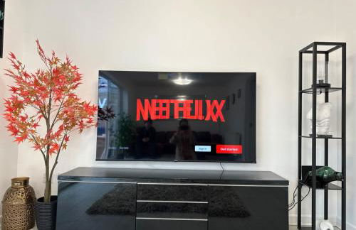 5 bedroom detached house sleeps 13 spacious Parking 5 mins driving to Bicester Village - Foto 46