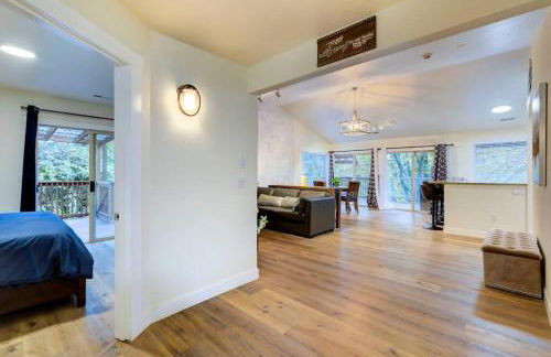 Tranquil Riverfront Retreat - Foto 47