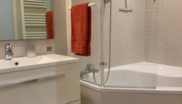 Spacious and central apartment - Foto 3