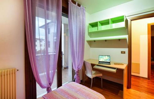 2 Bedroom Awesome Apartment In Sacile - Foto 24