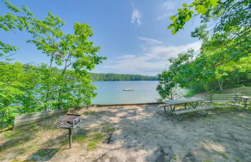Indoor Pool Access Cabin in Lakes of the North! - Foto 27