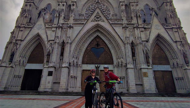 La Basílica del Voto Nacional di Quito