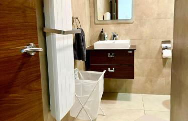 Ibiza Royale -Sleeps 6-Free Parking -Wi-Fi - Foto 47