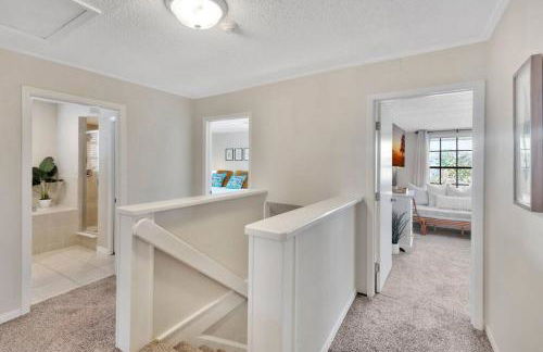 8 BDRM Mansion. 10 MN to Honeymoon Island Beach - Foto 44