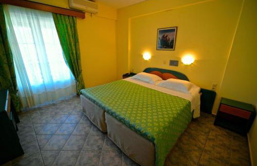 Odeon Hotel - Photo 10