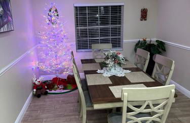 Lake Valrico's Camelot Court with HEATED POOL & access to private lake - Foto 6