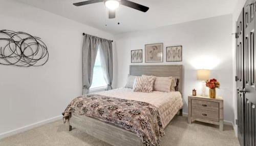 Retro Cumberland 2-Story Hangout near Six Flags - Foto 2