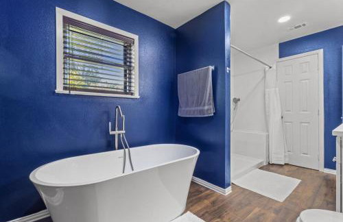 Spacious 5BR Group Retreat Near Fair Park Downtown - Foto 18