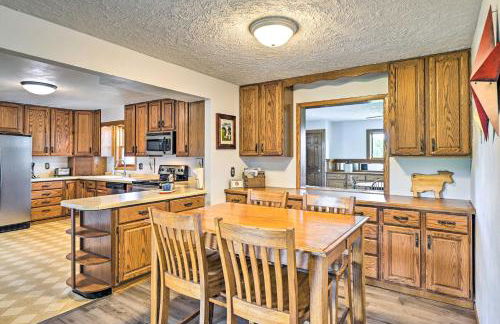 Stunning Wisconsin Retreat on Active Farm! - Foto 3