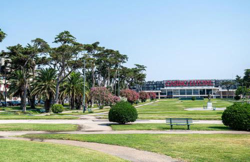 Charming Estoril Apt One Min Walk to the Beach - Foto 34