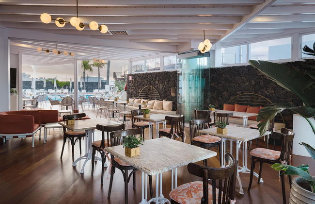 Plus Fariones Apartamentos - Photo 50