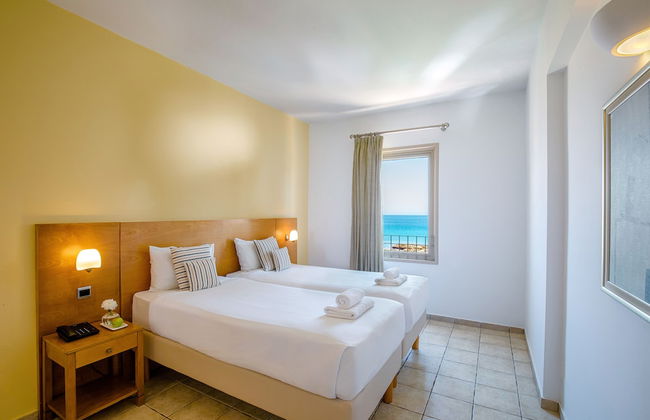 Louis Althea Beach Hotel - Foto 5