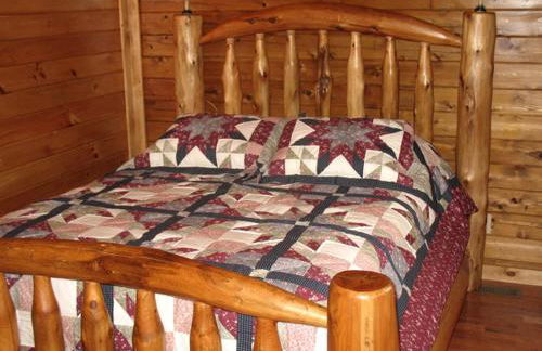 Rustic Log Cabin For a Group Getaway near Lake Cumberland in Kentucky - Foto 22
