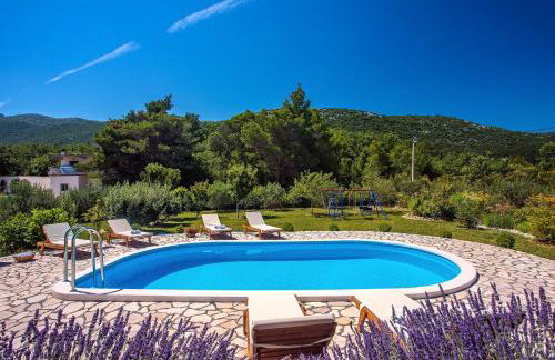 VILLA ANA - 3 bedroom villa with private pool and unspoiled natural environment - Photo 31