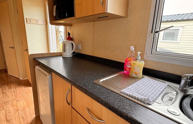 3 Bed Caravan - Sleeps 8 - Pet Friendly, Parking - Foto 8