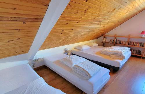 Maison calme avec jardin, 3 chambres, cheminée proche station de ski - FR-1-393-151 - Foto 12