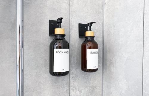 Freundliche Ferienwohnung mit Regendusche, Küche, Waschmaschine&Trockner, TV, WLAN - Photo 38