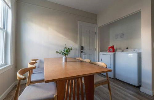 Walk to Downtown Salem with Arcade- Free Parking! - Foto 14