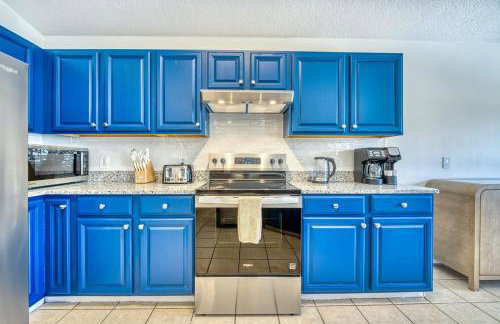 Private Pool Getaway Near Theme Parks - Foto 59