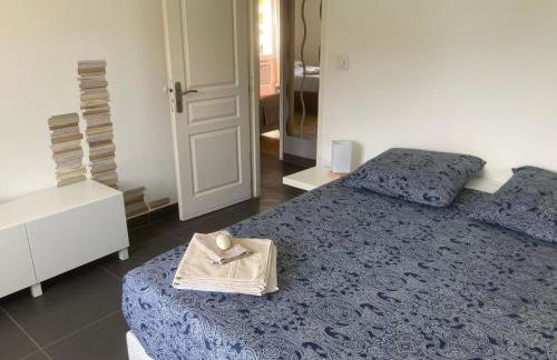 Villa récente avec piscine privée - Foto 19