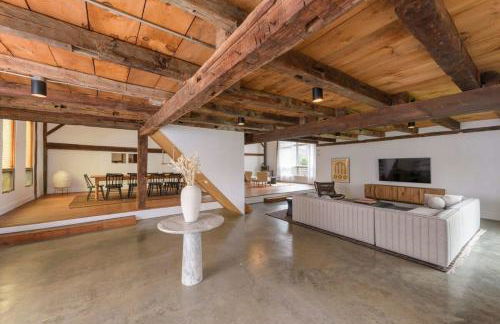 Chic Barn House with Pool - Foto 9