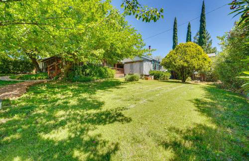 Auburn Cottage with Patios and Garden - 3 Mi to Town! - Foto 3