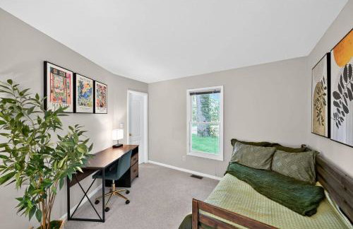 Secluded Luxe 5BR Estate| Pool, Wineries, Near ND - Foto 36