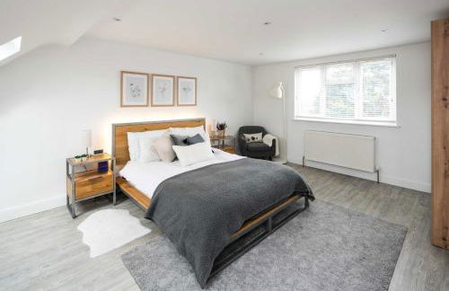 Contemporary 5 Bedroom with Garden North Finchley - Foto 2