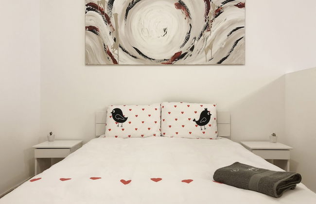 Stylish Tel Aviv - Photo 2