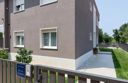 Lemon3 Deluxe Apartment - Photo 7