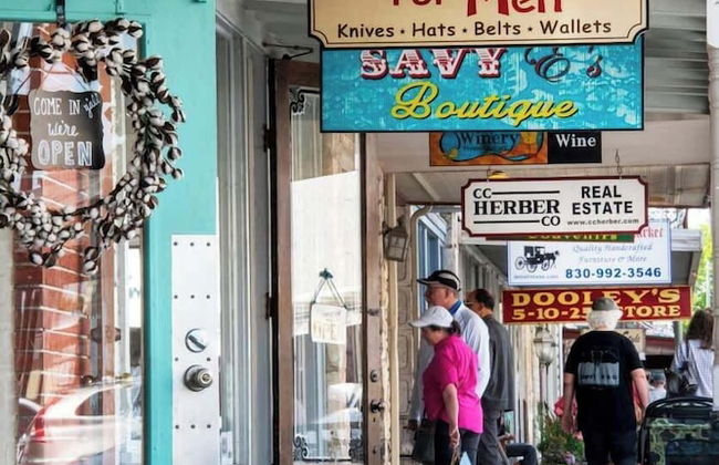 Pecan Retreat-half Mile to Main - Foto 48