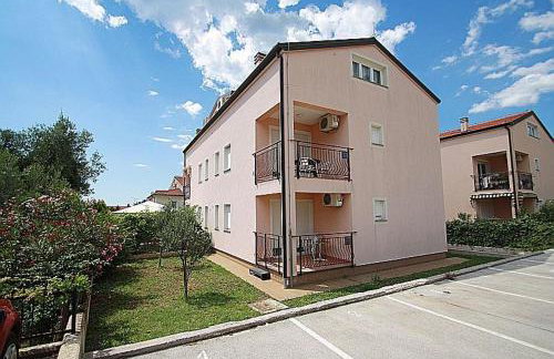 Apartment Bilic with balcony - Photo 1