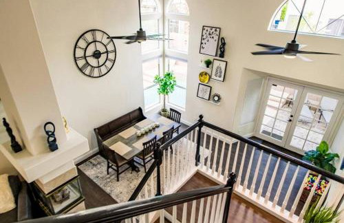 Gorgeous home away from home 3 bed 3 bath W/ pool - Foto 13