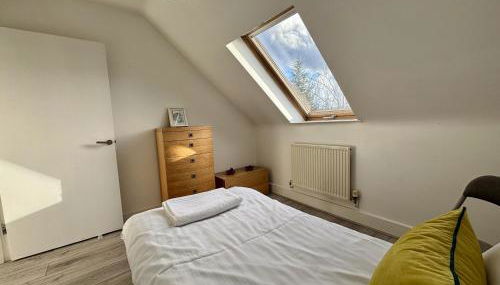 Egham Modern Two Bedroom Apartment - Foto 3