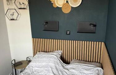 Cap One, au cœur de Cap Esterel VUE MER & PISCINES - Accès piscines et parking couvert inclus - Foto 11