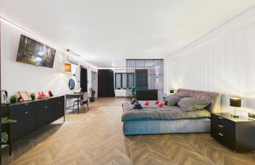 Jacuzzi LoveAparts Marki Romantic Getaway - Photo 41