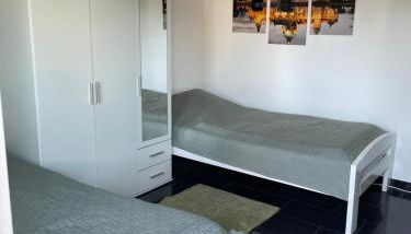 Ferienwohnung mit Fußbodenheizung nahe Messe, gratis Parkplatz und Abstellplatz E - Bike - Foto 5