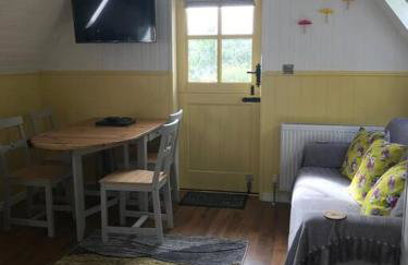 Bumble Bee Cottage - Photo 26