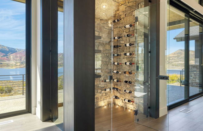 Reflection by Avantstay Sleeps 18 + Lake Views Hot Tub + Game Room - Foto 17