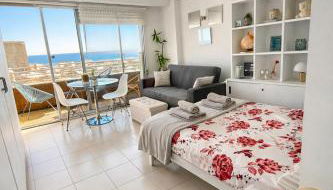 12th Floor Sea View Studio -Central Alicante - Photo 4