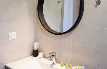 Houmas Apartments - Photo 14