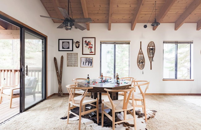 Wolfe by AvantStay | 5mins NorthStar! Fireplace, 2 Private Decks! - Photo 95
