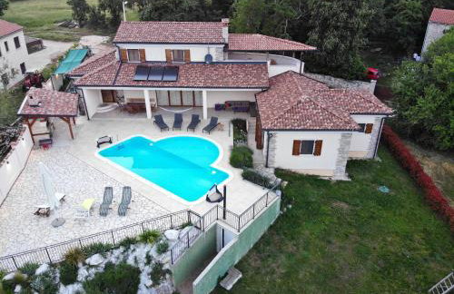 Charming Villa near Žminj with Private Pool - Foto 33