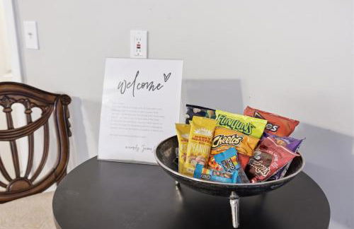 The Divine Cottage! Woodsy Hideaway! - Foto 28