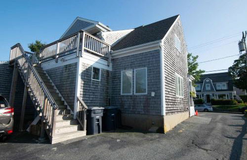 Full Renovation Amazing Spot with Views - Photo 22